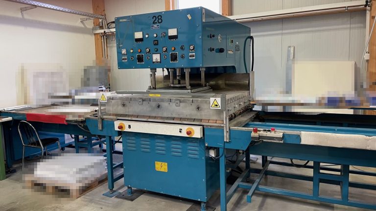 FIAB sliding table machine, HF welding